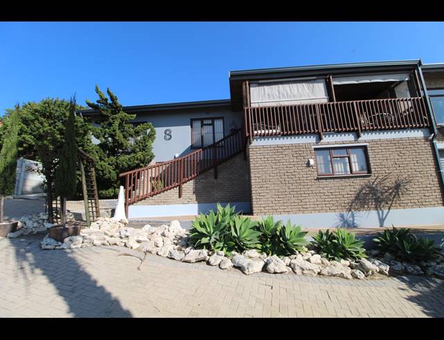 4 BEDROOM HOUSE FOR SALE IN HOOGLAND